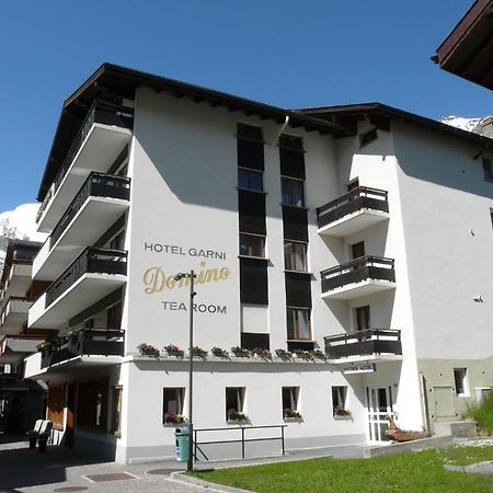 Hotel Garni Domino サース フェー エクステリア 写真