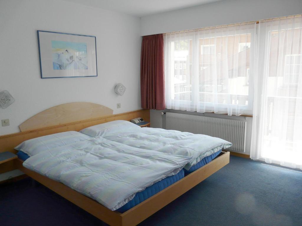 Hotel Garni Domino サース フェー 部屋 写真