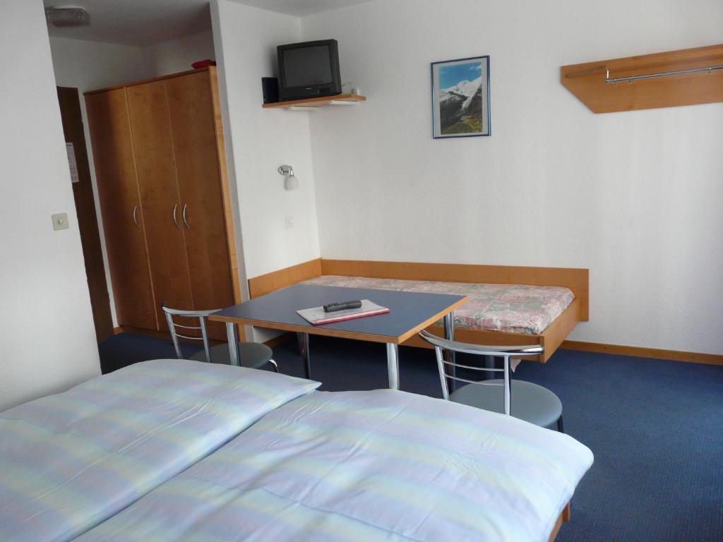 Hotel Garni Domino サース フェー 部屋 写真