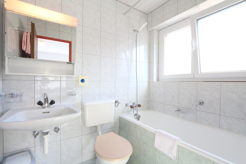 Hotel Garni Domino サース フェー エクステリア 写真